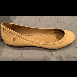 New Frye Size 7.5 ballet flats